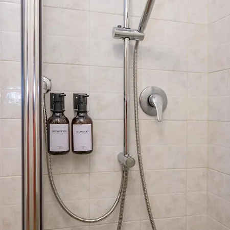 Apartment Signature - 