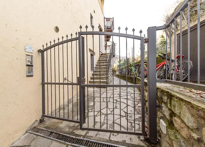 Signature - ètè Center * Aoste